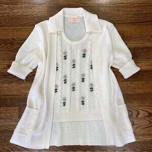 VTG 70s Cottage Babydoll Style Sweater Embroidered Flowers Womens M Cream